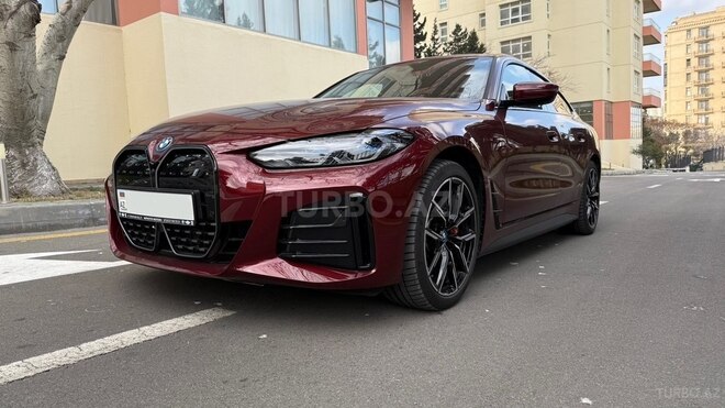 BMW i4-3