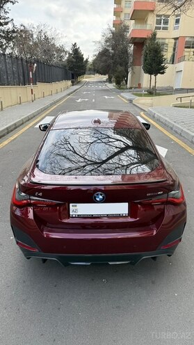 BMW i4-4