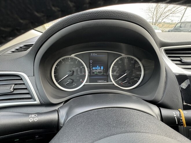 Nissan Sentra-14
