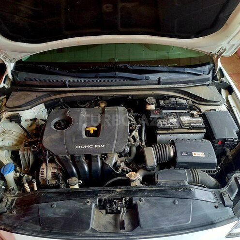 Hyundai Elantra 2017, 118,000 km - 2.0 л - Qəbələ