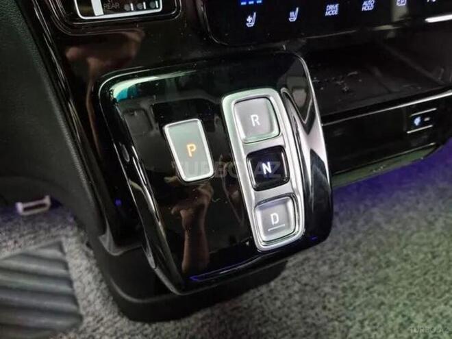 Hyundai Staria 2024, 10,000 km - 1.6 l - Bakı