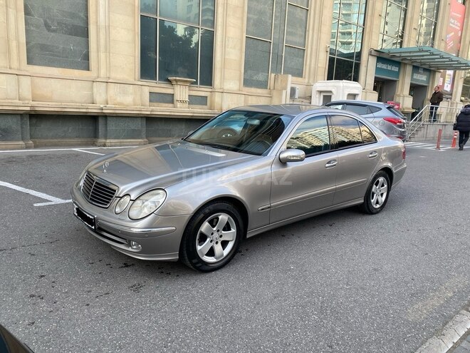 Mercedes E 270 2002, 290,000 km - 2.7 л - Bakı