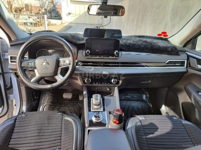 Mitsubishi Outlander 2022, 47,000 km - 2.5 l - Naxçıvan