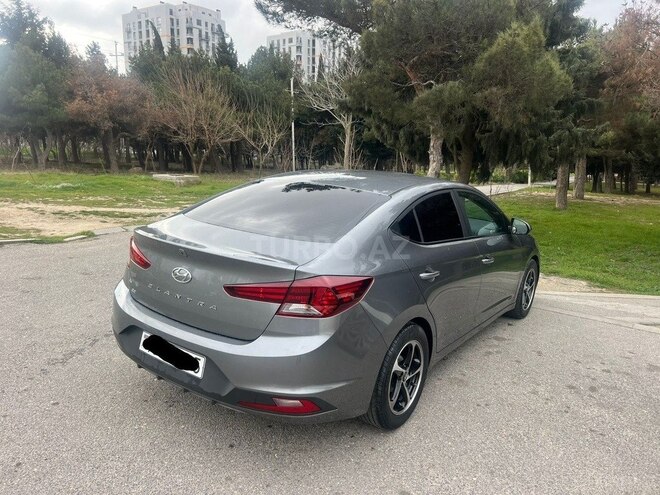 Hyundai Elantra 2019, 99,000 km - 2.0 л - Bakı