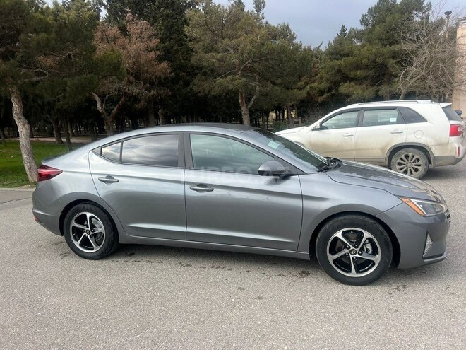Hyundai Elantra 2019, 99,000 km - 2.0 л - Bakı