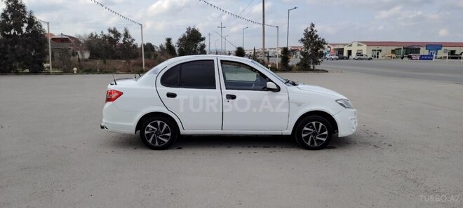 Saipa Saina-3