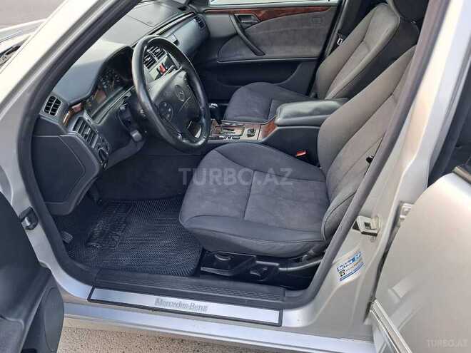 Mercedes E 200 2000, 279,600 km - 2.0 l - Bakı