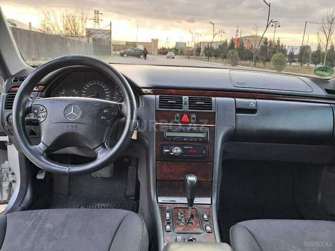 Mercedes E 200 2000, 279,600 km - 2.0 l - Bakı
