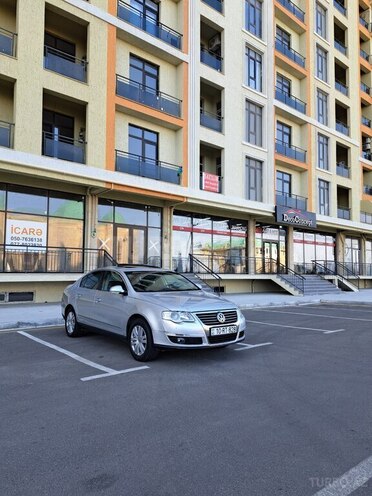 Volkswagen Passat 2007, 170,654 km - 2.0 l - Sumqayıt