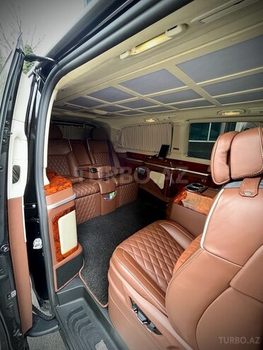 Mercedes V 250 2017, 7,000 km - 2.0 l - Bakı