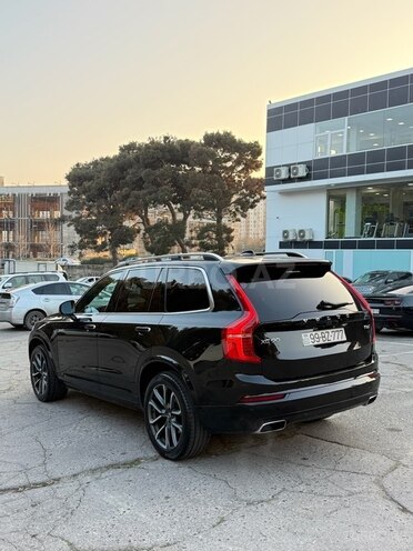 Volvo XC90-6