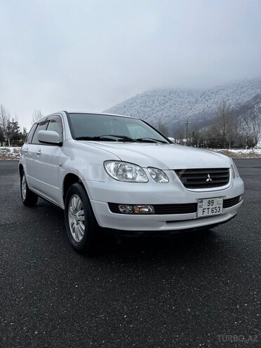 Mitsubishi Airtrek-5