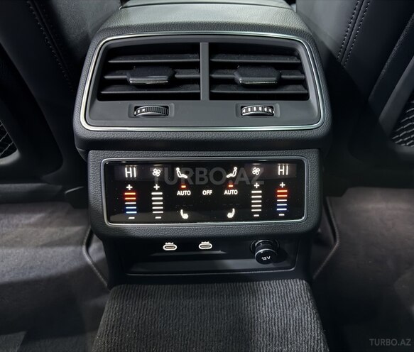 Audi A6 allroad 2022, 22,200 km - 3.0 л - Bakı