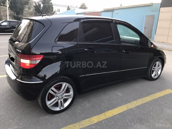Mercedes B 170 2010, 143,000 km - 1.7 l - Sumqayıt