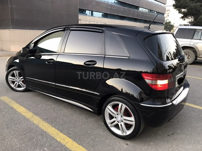 Mercedes B 170 2010, 143,000 km - 1.7 l - Sumqayıt