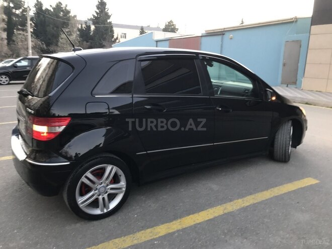 Mercedes B 170 2010, 143,000 km - 1.7 l - Sumqayıt