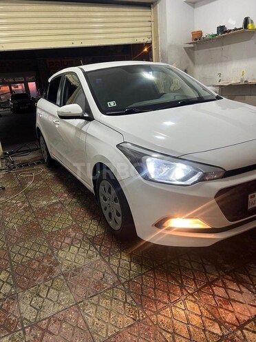 Hyundai i20 2017, 360,000 km - 1.2 l - Bakı