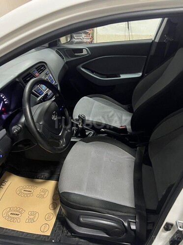 Hyundai i20 2017, 360,000 km - 1.2 l - Bakı