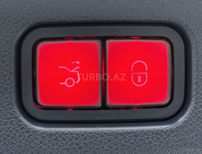 Mercedes E 300 e 4MATIC 2024, 0 km - 2.0 л - Bakı