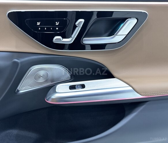 Mercedes E 300 e 4MATIC 2024, 0 km - 2.0 л - Bakı