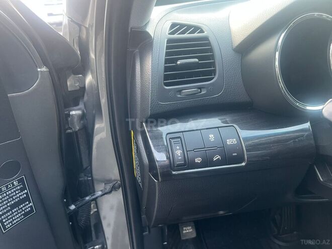 Kia Sorento-10