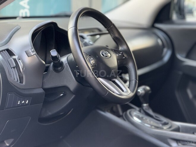 Kia Sportage-12