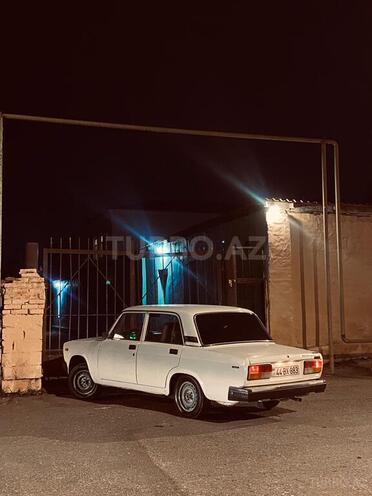 LADA (VAZ) 2107 2000, 175,000 km - 1.6 l - Quba