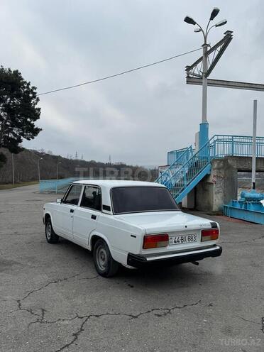 LADA (VAZ) 2107 2000, 175,000 km - 1.6 l - Quba