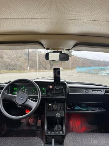 LADA (VAZ) 2107 2000, 175,000 km - 1.6 l - Quba