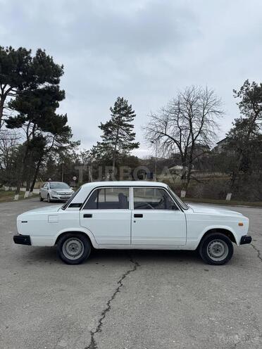 LADA (VAZ) 2107 2000, 175,000 km - 1.6 l - Quba