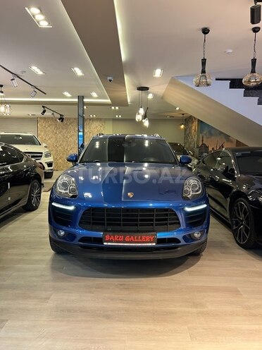 Porsche Macan-1