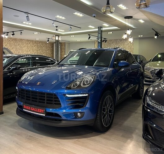 Porsche Macan-4