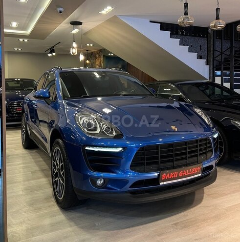 Porsche Macan-5