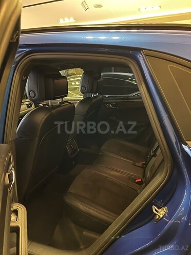 Porsche Macan-12