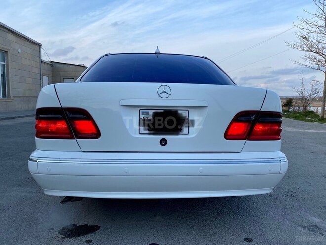 Mercedes E 240 1999, 459,000 km - 2.4 l - Bakı