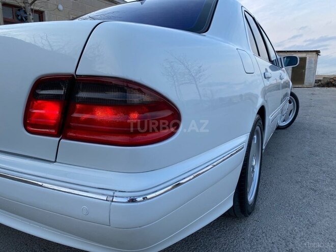 Mercedes E 240 1999, 459,000 km - 2.4 l - Bakı