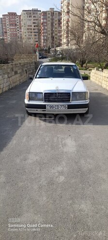 Mercedes E 200 d 1990, 286,330 km - 2.0 l - Bakı