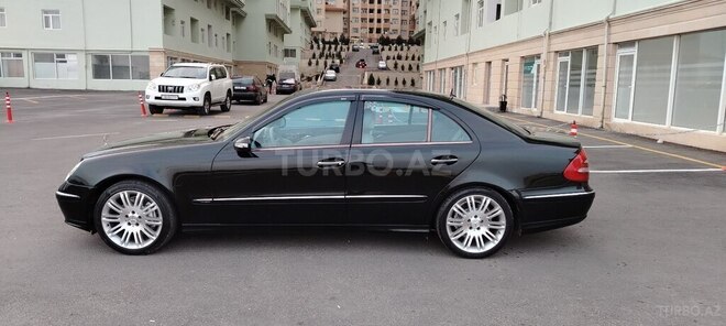 Mercedes E 320 2003, 303,000 km - 3.2 l - Bakı