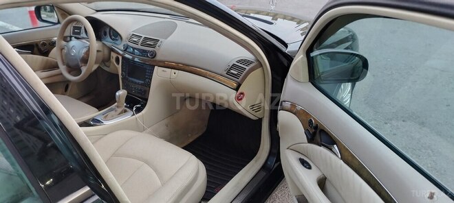 Mercedes E 320 2003, 303,000 km - 3.2 l - Bakı