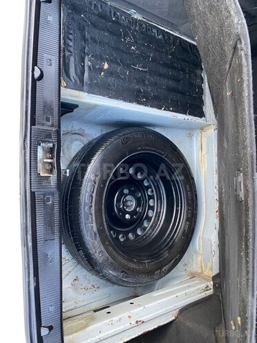 Mercedes E 240 1999, 459,000 km - 2.4 l - Bakı