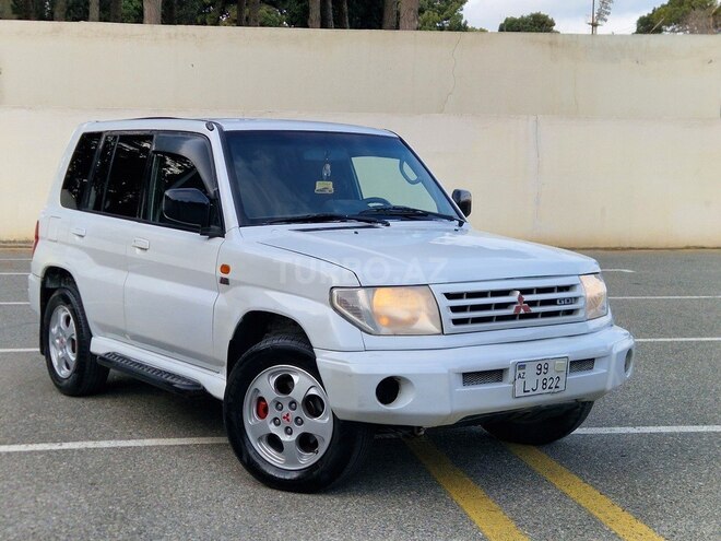 Mitsubishi Pajero io 1999, 276,526 km - 1.8 l - Sumqayıt