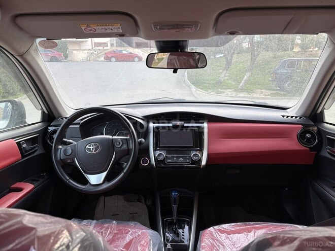 Toyota Corolla Fielder 2019, 95,000 km - 1.5 л - Bakı
