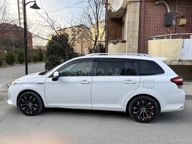 Toyota Corolla Fielder 2019, 95,000 km - 1.5 л - Bakı