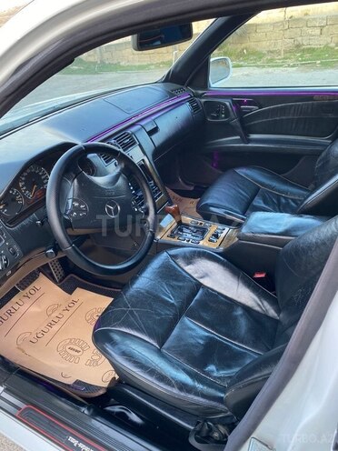 Mercedes E 240 1999, 459,000 km - 2.4 l - Bakı