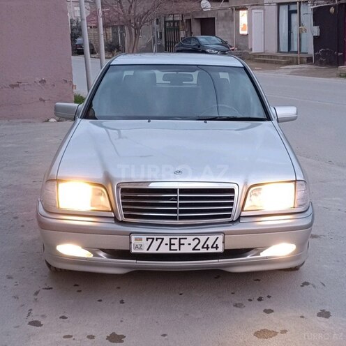 Mercedes C 200 1999, 230,000 km - 2.0 л - Bakı