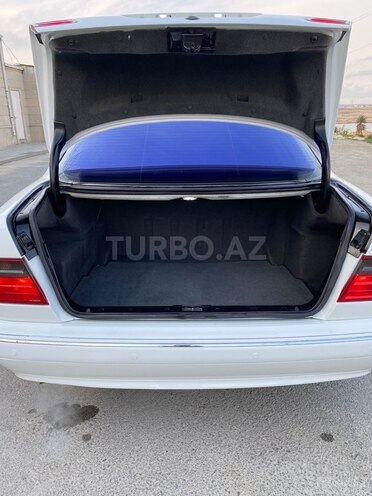 Mercedes E 240 1999, 459,000 km - 2.4 l - Bakı