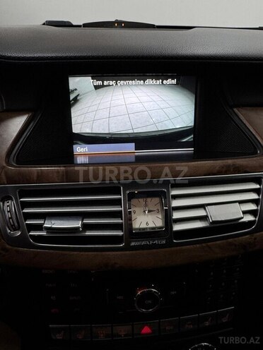 Mercedes CLS 350-12