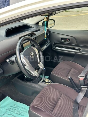Toyota Aqua 2016, 157,000 km - 1.5 l - Bakı