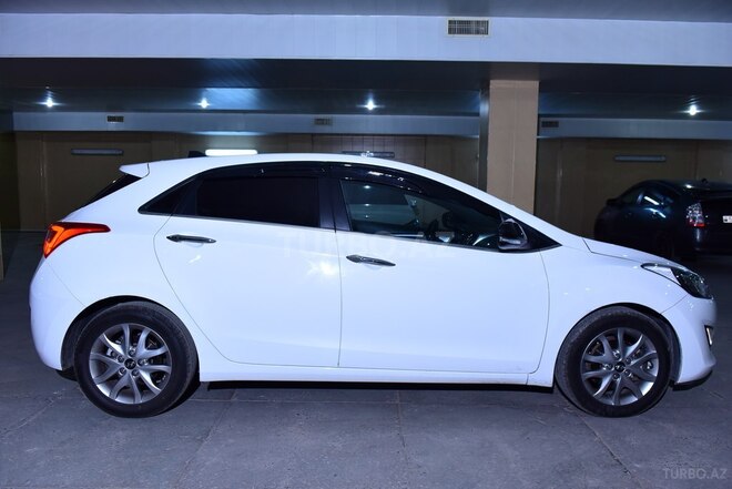 Hyundai i30 2015, 177,000 km - 1.6 l - Bakı