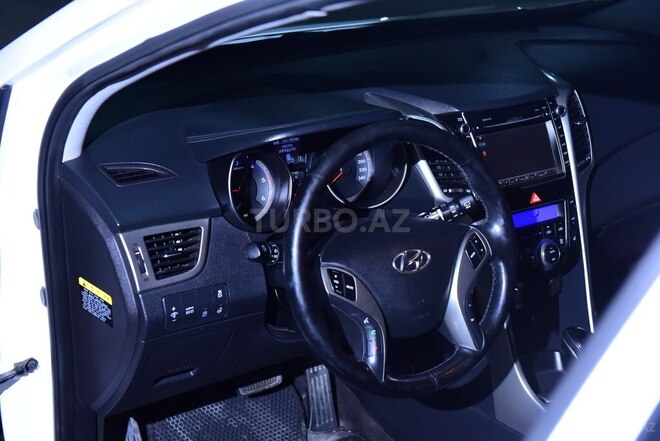 Hyundai i30 2015, 177,000 km - 1.6 l - Bakı